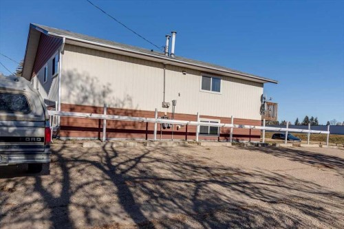 5418 And 5422 48 Avenue, Olds, AB - Outdoor With Deck Patio Veranda