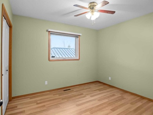 22 Ansett Crescent, Red Deer, AB - Indoor Photo Showing Other Room