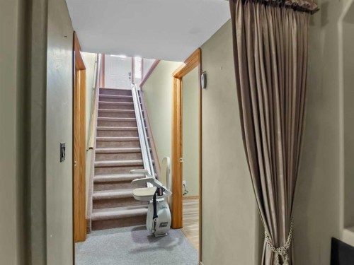 22 Ansett Crescent, Red Deer, AB - Indoor Photo Showing Other Room