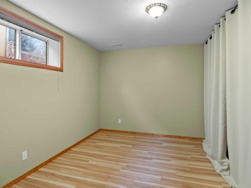 22 Ansett Crescent, Red Deer, AB - Indoor Photo Showing Other Room