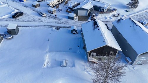 5011-25054 South Pine Lake Road, Rural Red Deer County, AB 