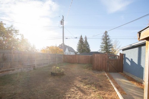 2027 19 Avenue, Bowden, AB - Outdoor