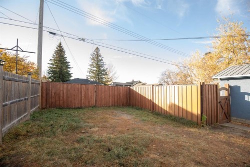 2027 19 Avenue, Bowden, AB - Outdoor