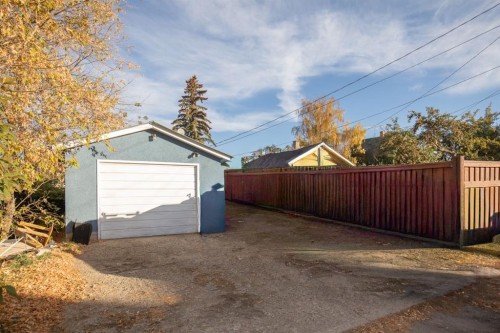 2027 19 Avenue, Bowden, AB - Outdoor
