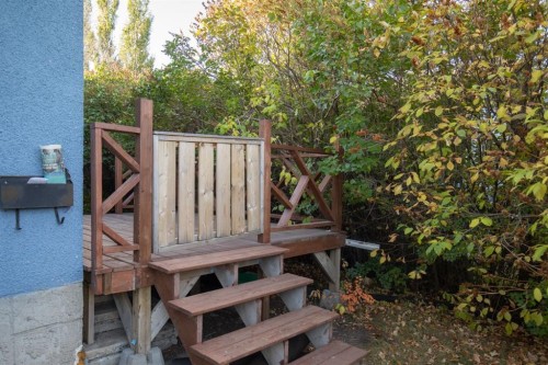 2027 19 Avenue, Bowden, AB - Outdoor