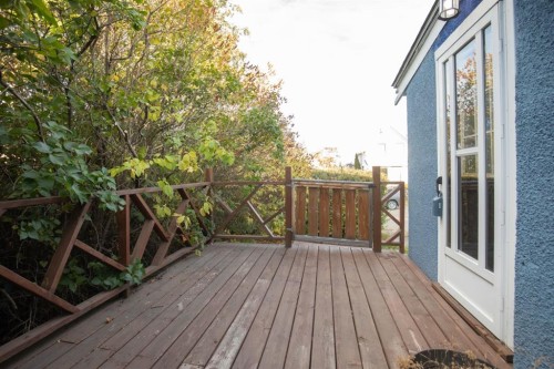 2027 19 Avenue, Bowden, AB - Outdoor With Deck Patio Veranda With Exterior