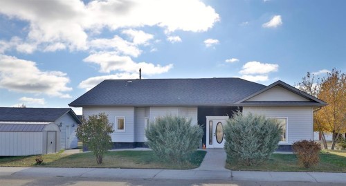 5338 55 Avenue, Bashaw, AB - Outdoor