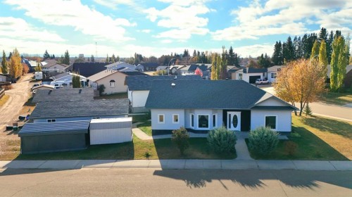 5338 55 Avenue, Bashaw, AB - Outdoor