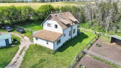 40513 Range Road 231  Rural Lacombe County, AB T0C 2N0