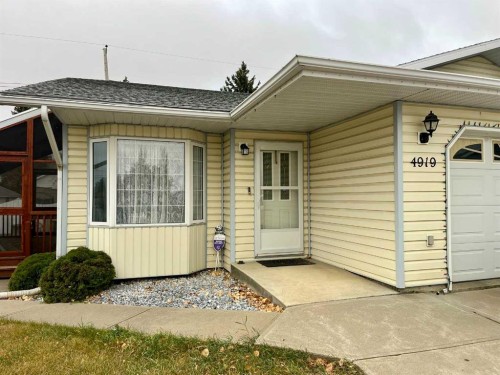 4919 53 Avenue, Viking, AB - Outdoor