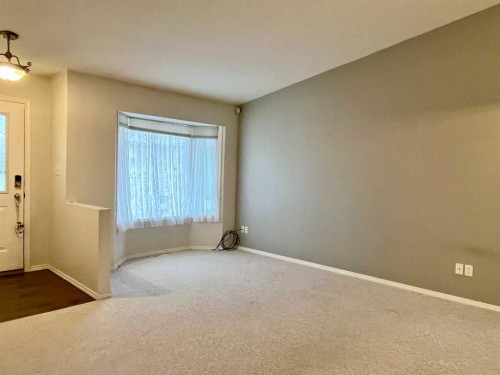 4919 53 Avenue, Viking, AB - Indoor Photo Showing Other Room