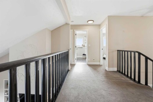 90 Allison Crescent, Red Deer, AB - Indoor Photo Showing Other Room