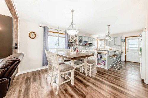 22 Kilburn Crescent, Red Deer, AB - Indoor Photo Showing Dining Room