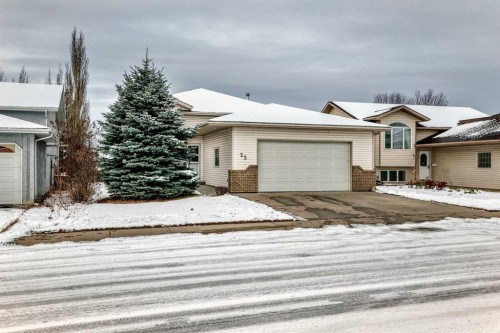 22 Kilburn Crescent, Red Deer, AB - Outdoor