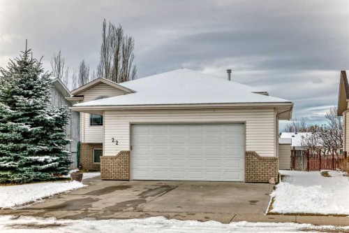 22 Kilburn Crescent, Red Deer, AB - Outdoor