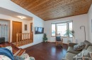 50 Ramsey Avenue, Red Deer, AB  - Indoor Photo Showing Living Room 
