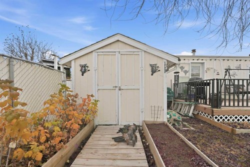 211-37543 England Way, Rural Red Deer County, AB 