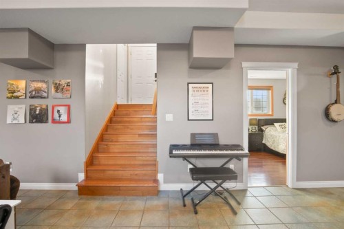 2 Holbrook Place, Sylvan Lake, AB - Indoor Photo Showing Other Room