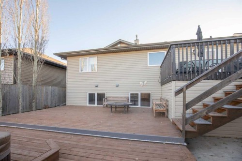 2 Holbrook Place, Sylvan Lake, AB - Outdoor With Deck Patio Veranda With Exterior