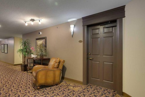 404-5213 61 Street, Red Deer, AB - Indoor Photo Showing Other Room