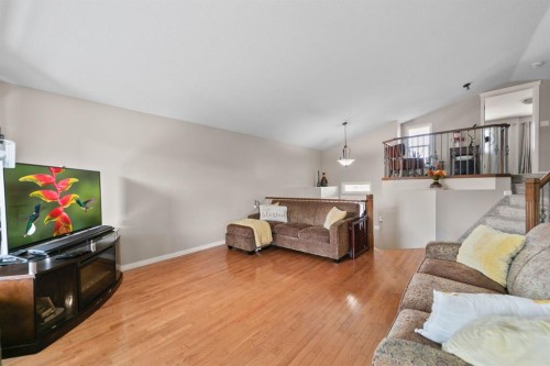 5414 59 Street, Camrose, AB - Indoor Photo Showing Living Room
