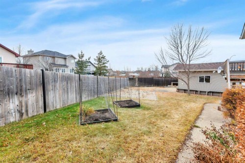 68 Falcon Crescent, Sylvan Lake, AB - Outdoor