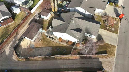 68 Falcon Crescent, Sylvan Lake, AB - 