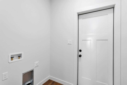 115 Hampton Crescent, Sylvan Lake, AB - Indoor Photo Showing Other Room