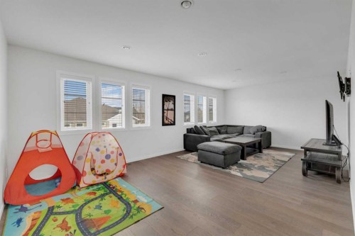 89 Connaught Crescent, Red Deer, AB - Indoor Photo Showing Living Room