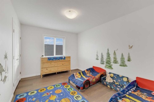 89 Connaught Crescent, Red Deer, AB - Indoor Photo Showing Bedroom