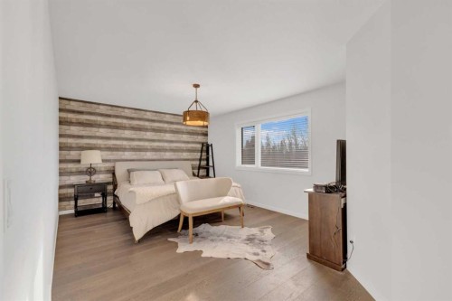 89 Connaught Crescent, Red Deer, AB - Indoor Photo Showing Living Room