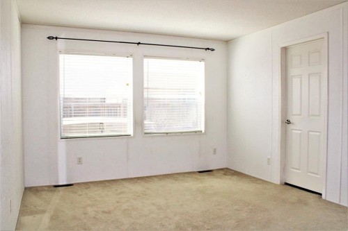 20 Noblefern Way, Sundre, AB - Indoor Photo Showing Other Room