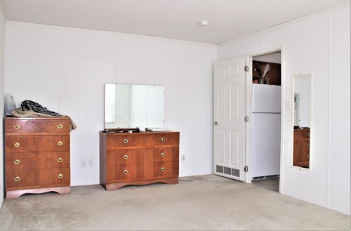 20 Noblefern Way, Sundre, AB - Indoor