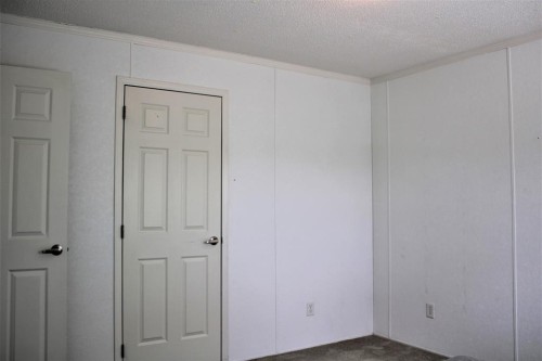 20 Noblefern Way, Sundre, AB - Indoor Photo Showing Other Room