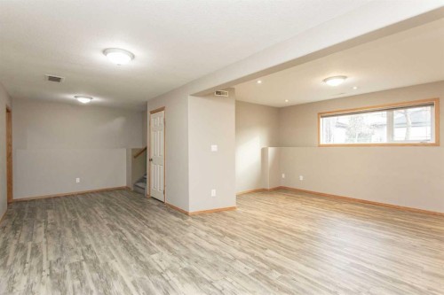 24 Lanterman Close, Red Deer, AB - Indoor Photo Showing Other Room