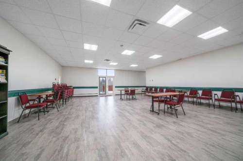 306-4902 37 Street, Red Deer, AB - Indoor