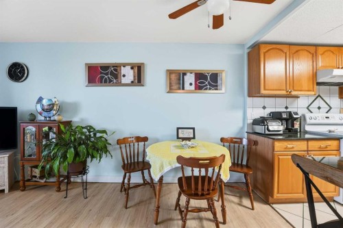 306-4902 37 Street, Red Deer, AB - Indoor