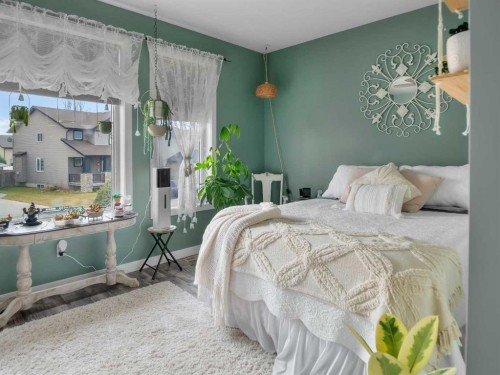 36 Kershaw Close, Red Deer, AB - Indoor Photo Showing Bedroom