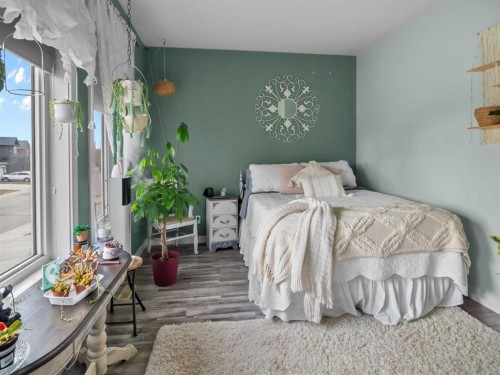 36 Kershaw Close, Red Deer, AB - Indoor Photo Showing Bedroom