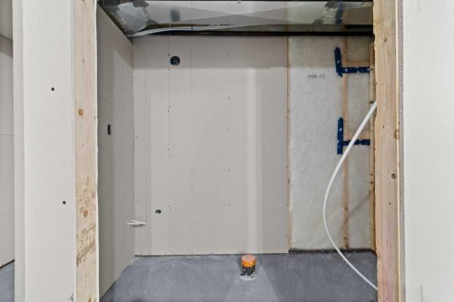 85 Crestview Boulevard, Sylvan Lake, AB - Indoor