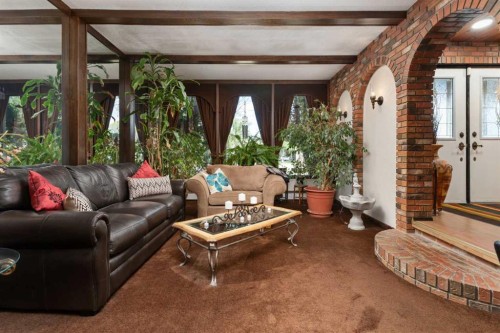 3810 64 Street, Camrose, AB - Indoor Photo Showing Living Room