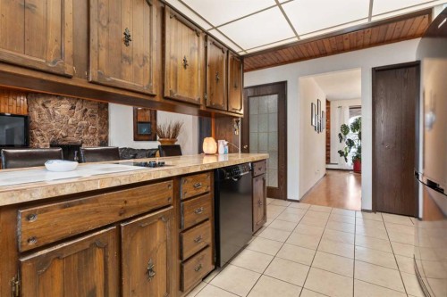 3810 64 Street, Camrose, AB - Indoor Photo Showing Kitchen