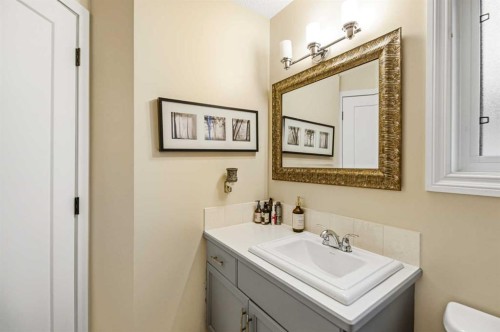164 Dixon Crescent, Red Deer, AB - Indoor Photo Showing Bathroom