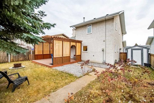 164 Dixon Crescent, Red Deer, AB - Outdoor With Exterior