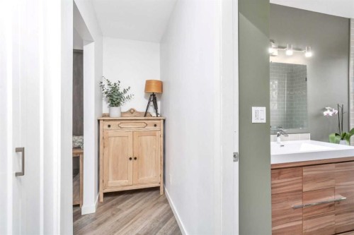 7 Westview Drive, Lacombe, AB - Indoor Photo Showing Bathroom