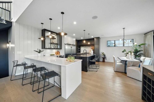 129 Emerald Drive, Red Deer, AB - Indoor Photo Showing Kitchen With Upgraded Kitchen