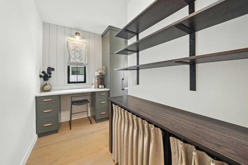 129 Emerald Drive, Red Deer, AB - Indoor Photo Showing Other Room