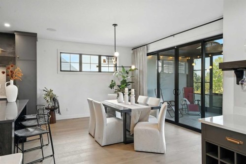 129 Emerald Drive, Red Deer, AB - Indoor Photo Showing Dining Room