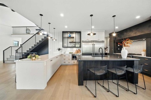 129 Emerald Drive, Red Deer, AB - Indoor Photo Showing Kitchen With Double Sink With Upgraded Kitchen