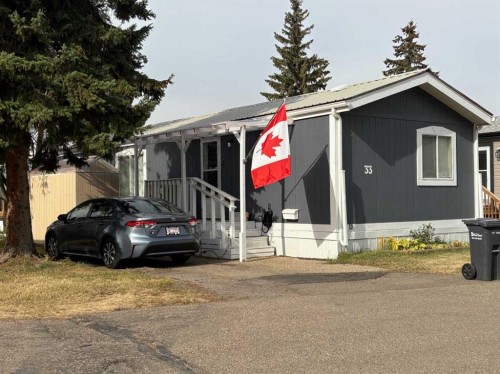 33 Parkside Drive, Red Deer, AB 